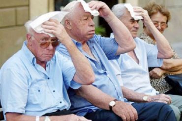 Anziani e caldo: quali pericoli e cosa fare