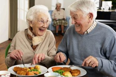 L’IMPORTANZA DI MANGIARE ASSIEME IN UNA CASA DI RIPOSO