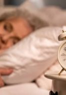 Alcuni modi in cui gli anziani possono migliorare la loro routine del sonno